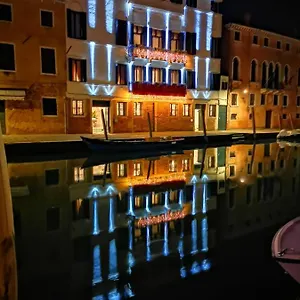 Ca' Bonfadini Historic Experience Venise
